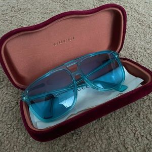 GUCCI AZURE BLUE AVIATORS - PERFECT CONDITION